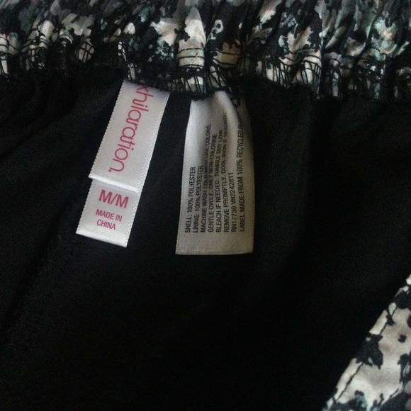 Xhilaration Striped Floral Skater Skirt Pockets Black - Sz Medium - Picture 14 of 15